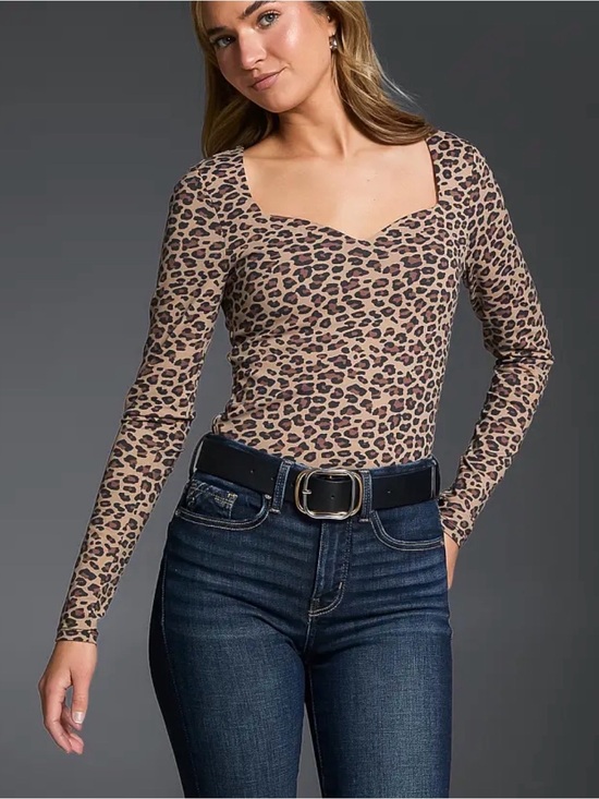 Buckle Tops - Leopard Print Shapewear Long Sleeve Women's Top